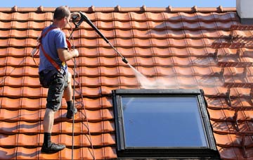 roof cleaning Crewgreen, Powys